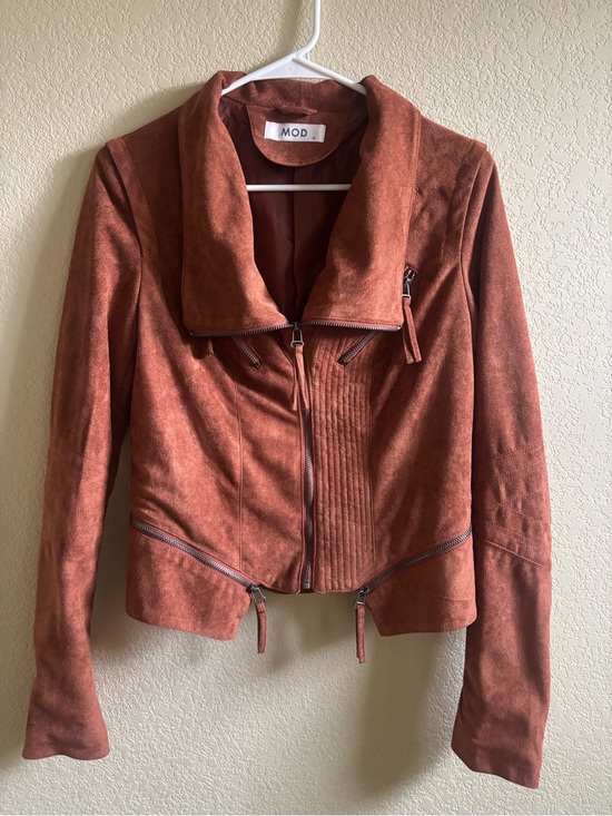Mod On Trend Jackets & Blazers - MOD Women's Rust Suede Moto Jacket
